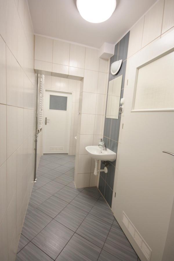 Studencki Dom Marynarza Pasat Hostel Szczecin Luaran gambar