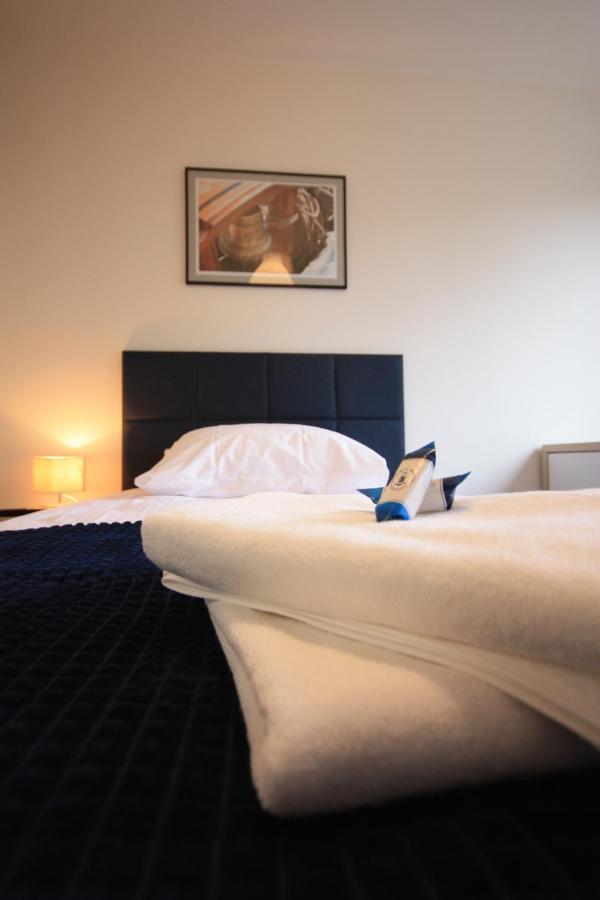 Studencki Dom Marynarza Pasat Hostel Szczecin Luaran gambar