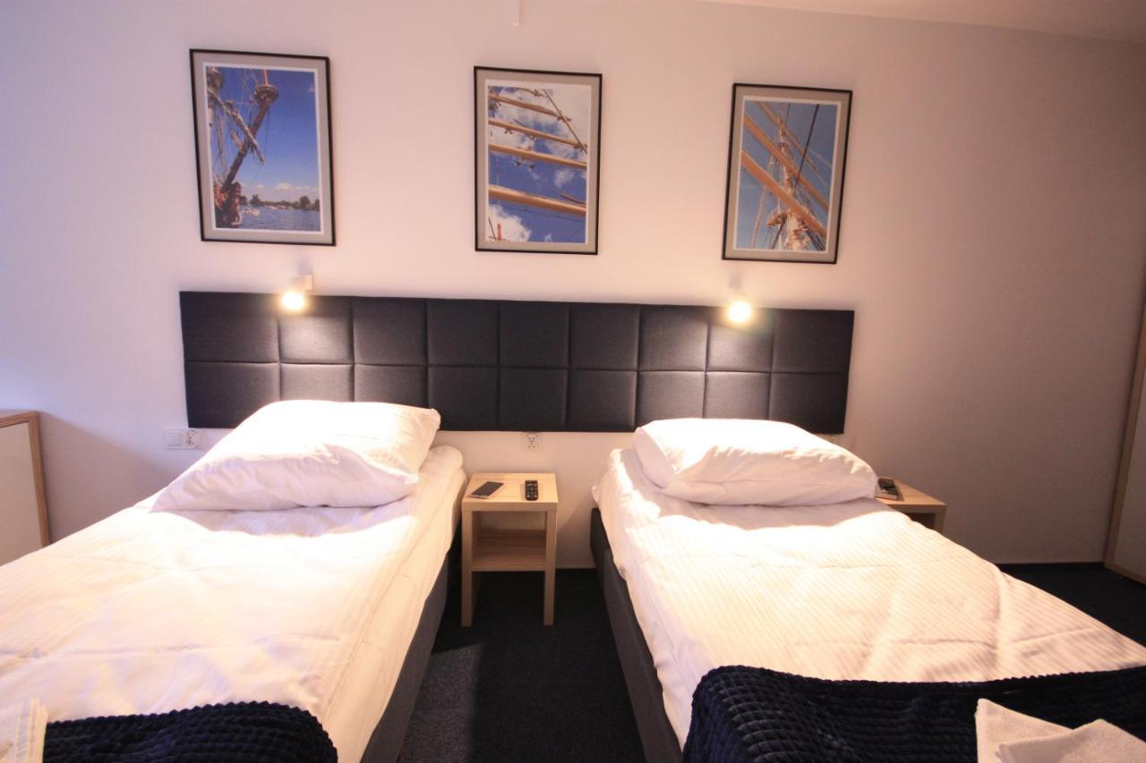 Studencki Dom Marynarza Pasat Hostel Szczecin Luaran gambar